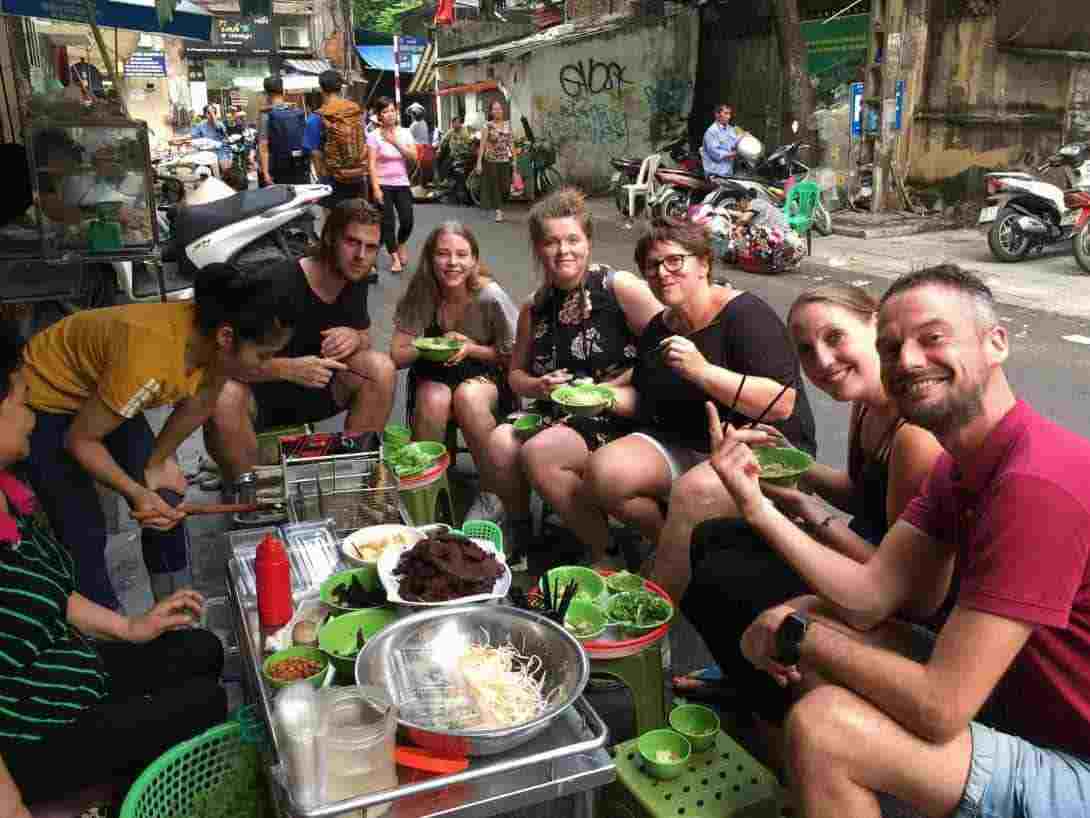 How a Solo Backpacker Spent 45 Days in Southeast Asia on $1,200 | Travel Budget Pro